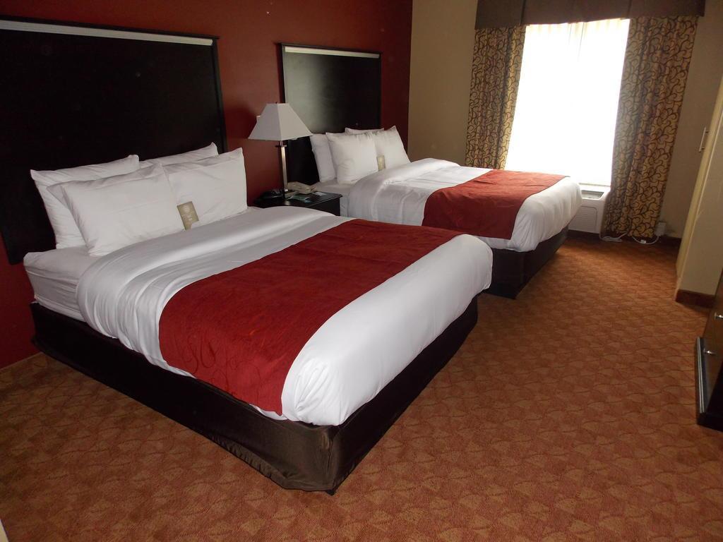 Comfort Suites Old Town Спринг Екстериор снимка