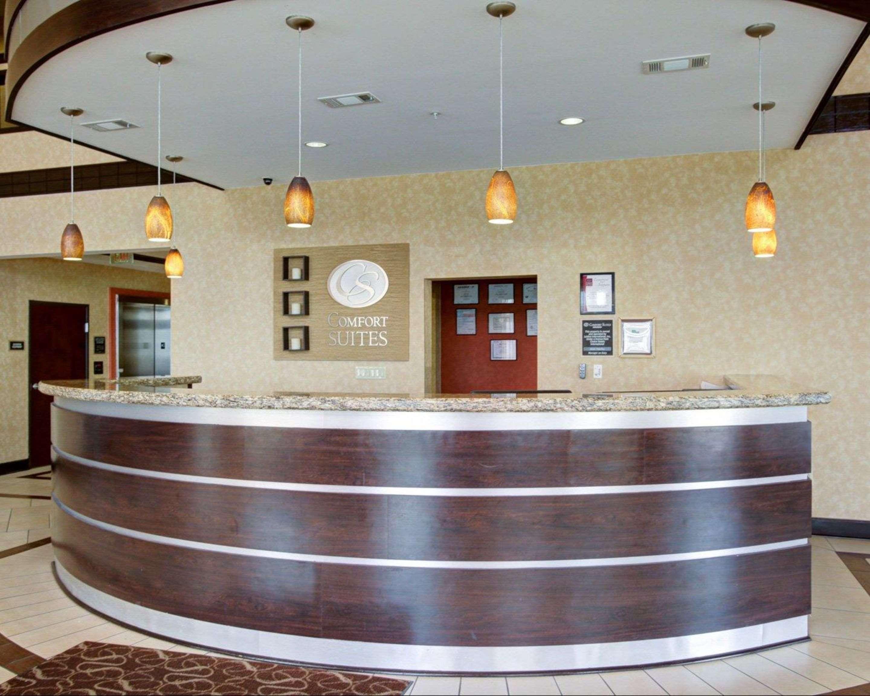 Comfort Suites Old Town Спринг Екстериор снимка