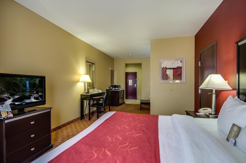 Comfort Suites Old Town Спринг Екстериор снимка