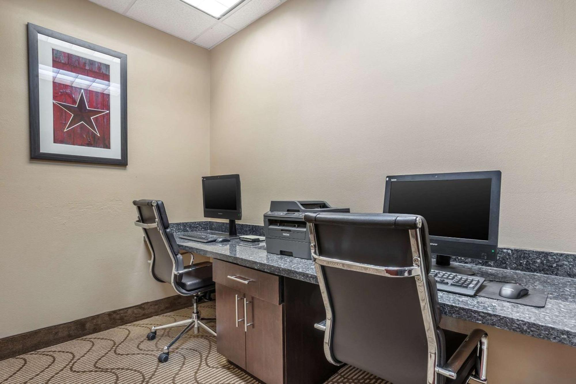 Comfort Suites Old Town Спринг Екстериор снимка