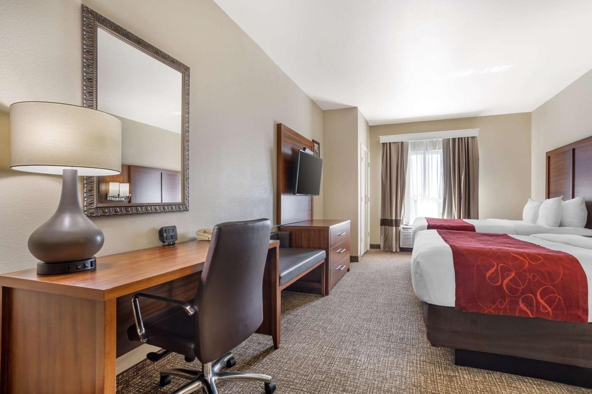 Comfort Suites Old Town Спринг Екстериор снимка